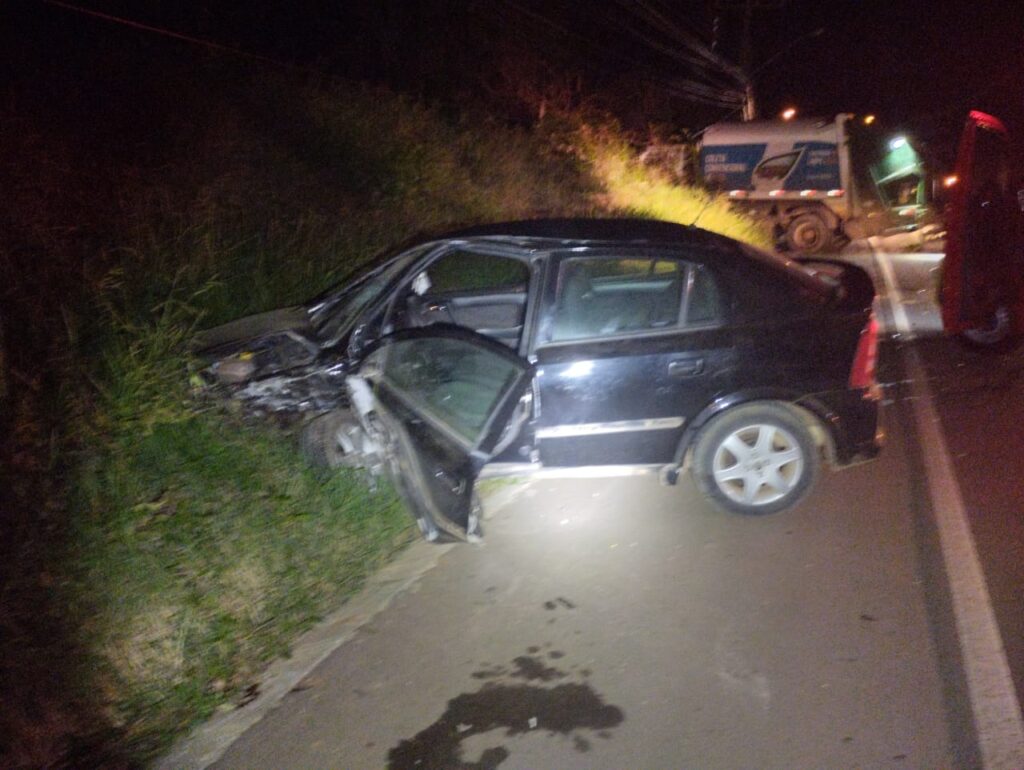 Colisão frontal deixa homem ferido na SC-283 em Fragosos, Concórdia