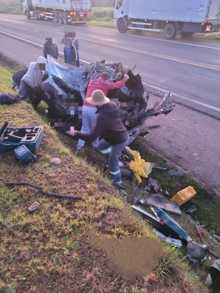 Grave acidente na BR-153 deixa ao menos dois mortos em Irani