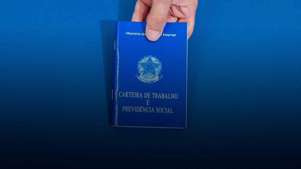 Por que jovens têm medo do trabalho com carteira assinada? Saiba mais