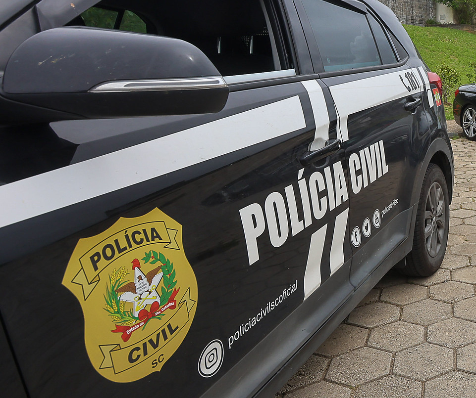 Polícia Civil cumpre 12 mandados de busca e apreensão em Concórdia