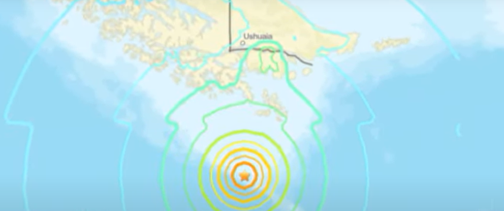 Terremoto de magnitude 7,4 atinge Chile e gera alerta de tsunami