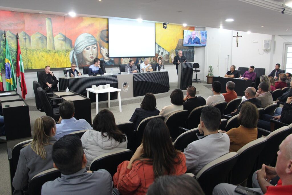 Câmara promove reunião e reforça urgência por soluções em habitação popular