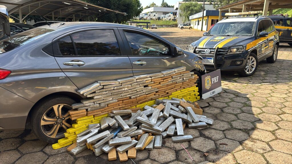 Mais um grande carregamento de drogas é apreendido pela PRF na região