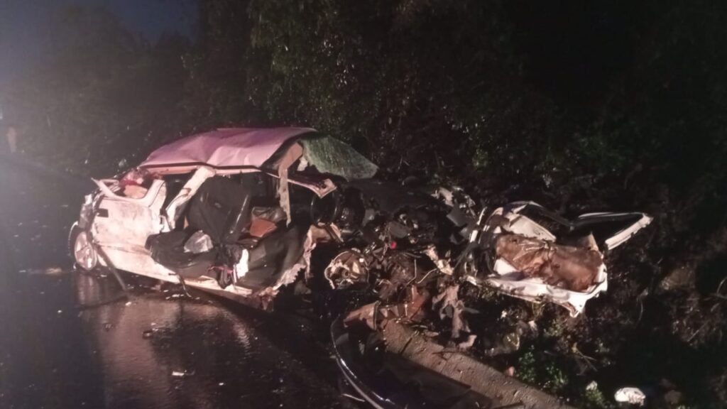 Caminhão de Arabutã envolvido em acidente com três mortes na BR-282