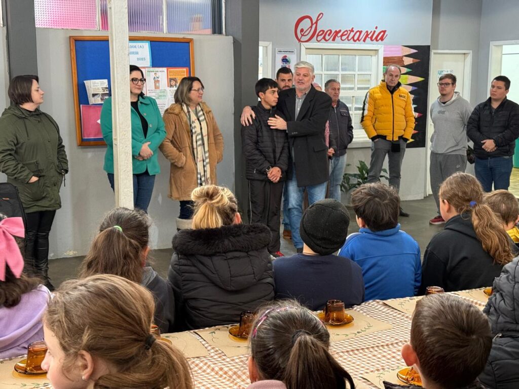 Escola do Campo de Três de Outubro inicia projeto pioneiro na região