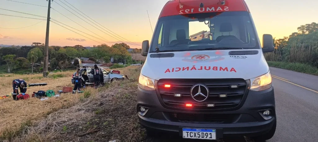 Quatro pessoas ficam feridas em acidente em Concórdia