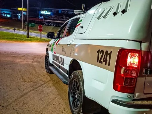 Homem morre após ser esfaqueado e sofrer acidente a caminho do hospital em Tigrinhos (SC)