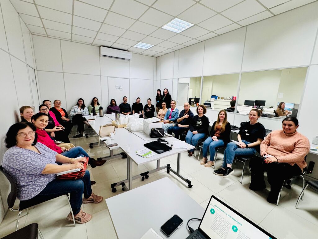 Secretaria de Saúde Concórdia capacita enfermeiros para novos exames no pré-natal