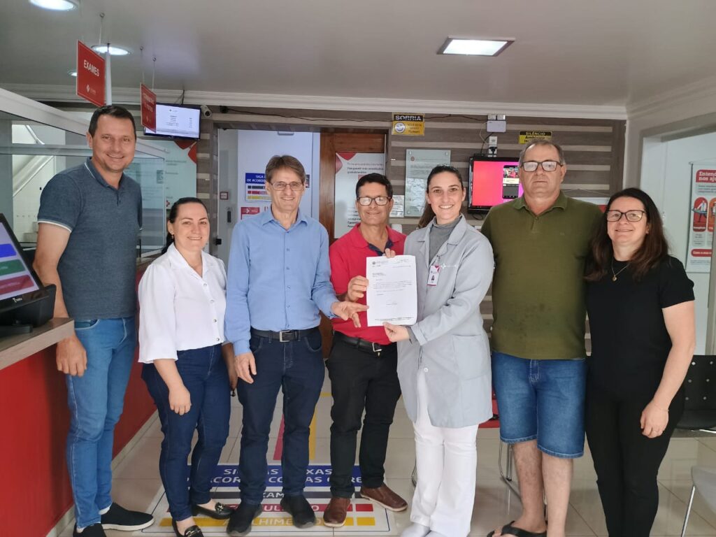 Deputado Neodi Saretta entrega R$ 200 mil ao Hospital São Roque de Seara