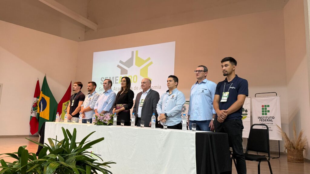 IFC Concórdia abre 10ª SEMEAGRO com presença do secretário Carlos Chiodini