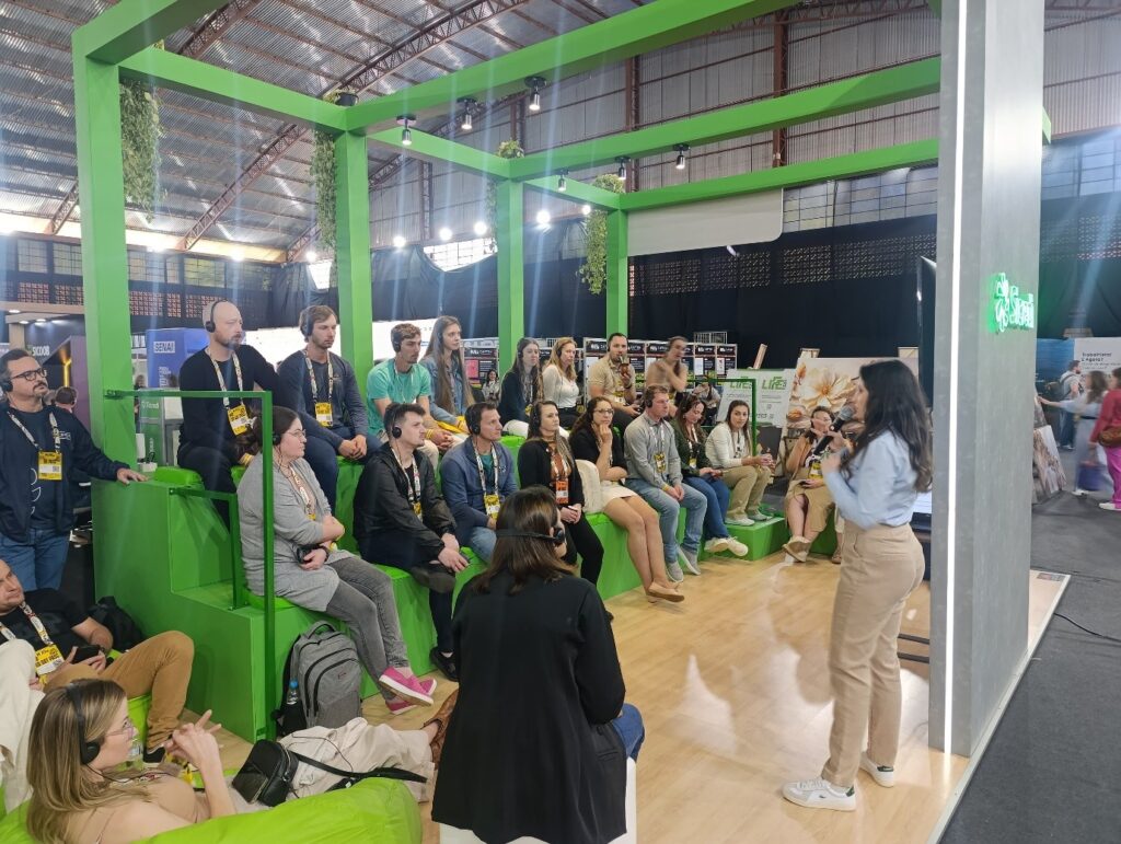 Público lota palestras do Sicredi no primeiro dia de HJ Conference