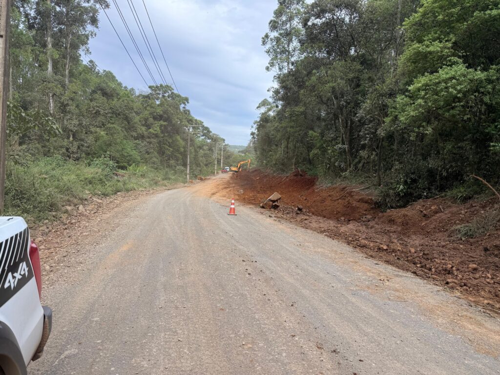 Prefeitura dá Ordem de Serviço para asfalto no acesso a Barra Bonita