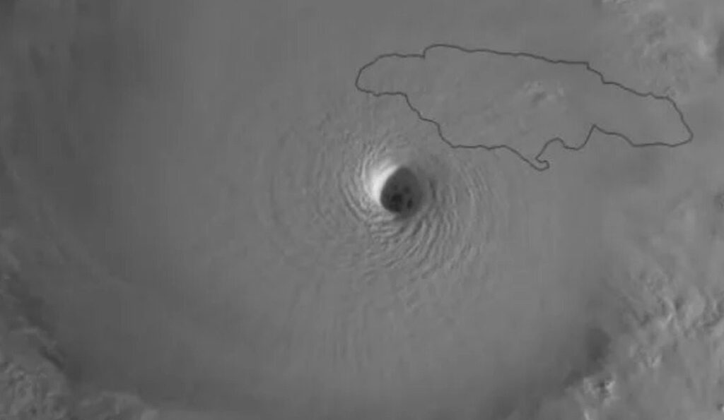 Furacão Melissa entra para história como tempestade mais potente de 2025 no Atlântico