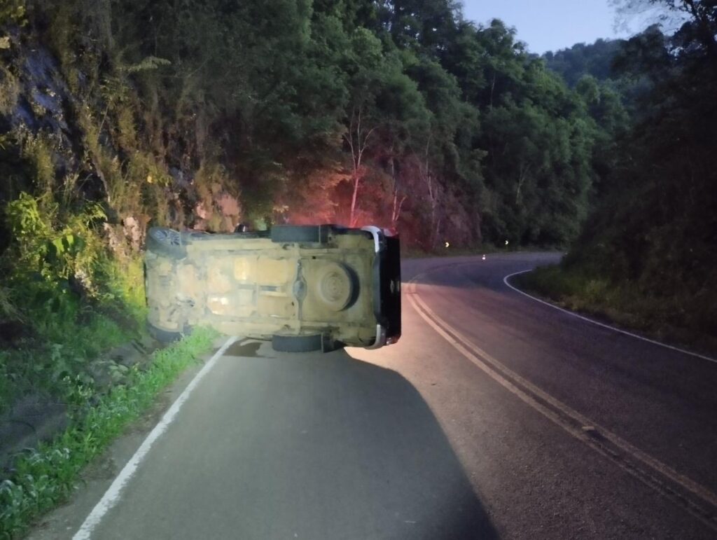 Acidente na SC-469 deixa jovem ferida e condutor foge do local em Alto Bela Vista
