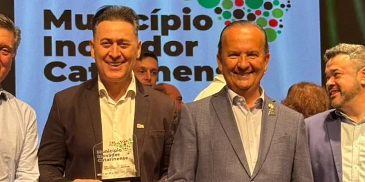 Piratuba é reconhecida com o “Selo de Município Inovador Catarinense” pelo Governo do Estado