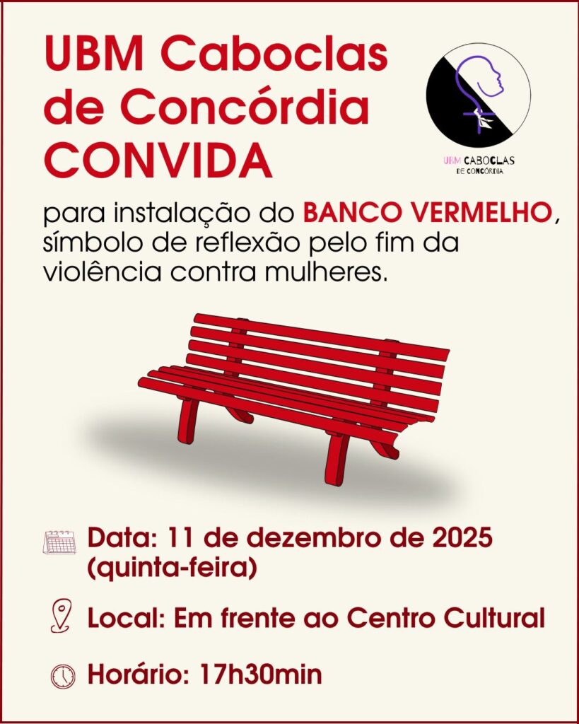 Ação simbólica marca instalação do Banco Vermelho em frente ao Centro Cultural