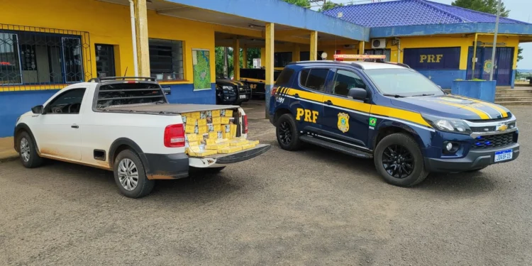 PRF prende homem com 12,5 mil maços de cigarros contrabandeados na BR-285