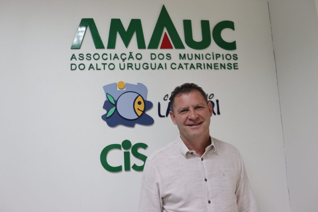 AMAUC, CIS e LAMBARI elegem diretoria para o ano de 2026