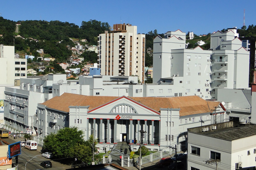 Motociclista envolvido em grave acidente na região de Piratuba morre no HSF