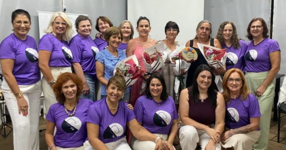 Sarau da UBM Caboclas utiliza arte e música para conscientizar sobre a violência contra a mulher