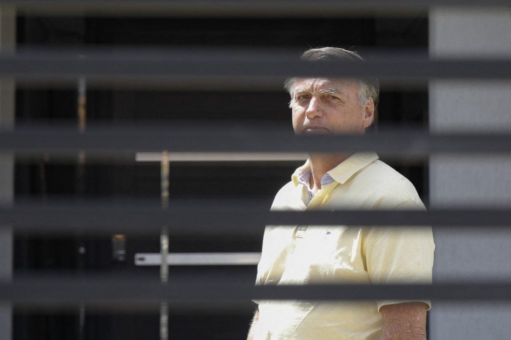 PGR apoia prisão domiciliar de Jair Bolsonaro, e Michelle Bolsonaro se reúne com Alexandre de Moraes no STF