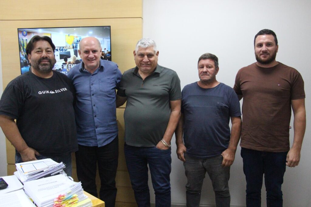 Câmara recebe representantes da Fauesc e debate investimentos no automobilismo em Concórdia