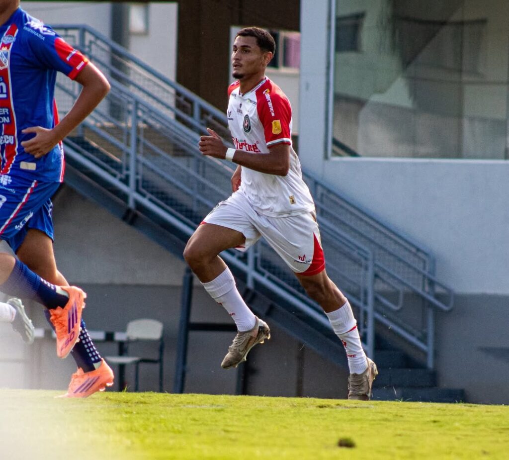 Galo do Oeste: Sub-20 vence, enquanto Sub-15 e Sub-17 são superados