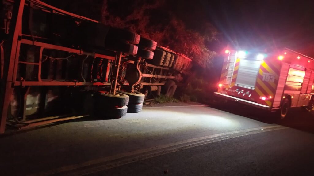 Motorista ferido em acidente na SC-390, no município de Peritiba