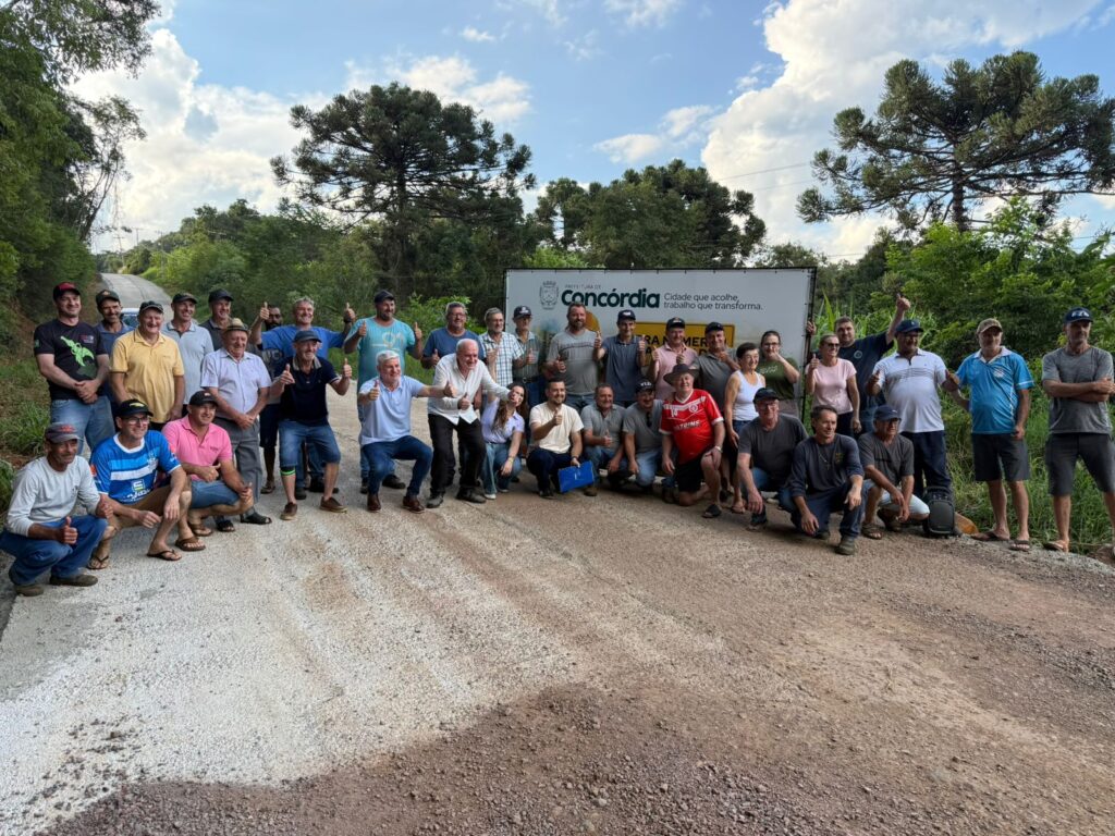 Inaugurada rampa de concreto na comunidade Caravággio