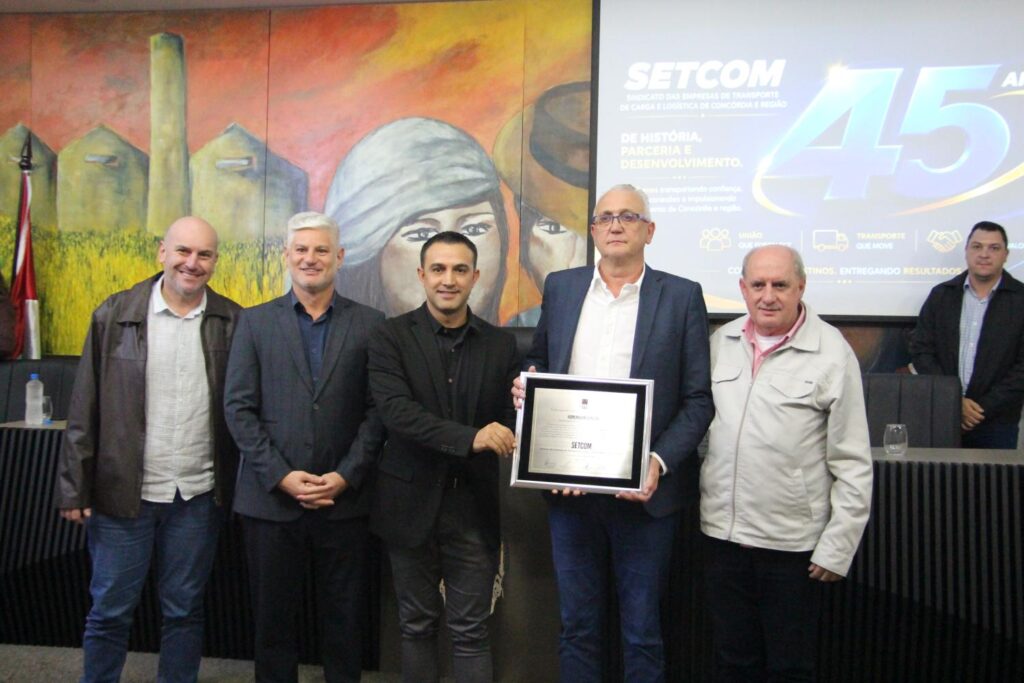 Câmara de Concórdia homenageia Setcom pelos 45 anos de atuação no transporte regional