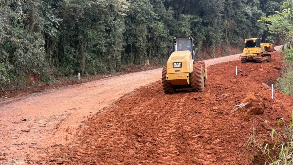 Judiciário valida rescisão de contrato e garante continuidade das obras na Rua Rosa Chiossi