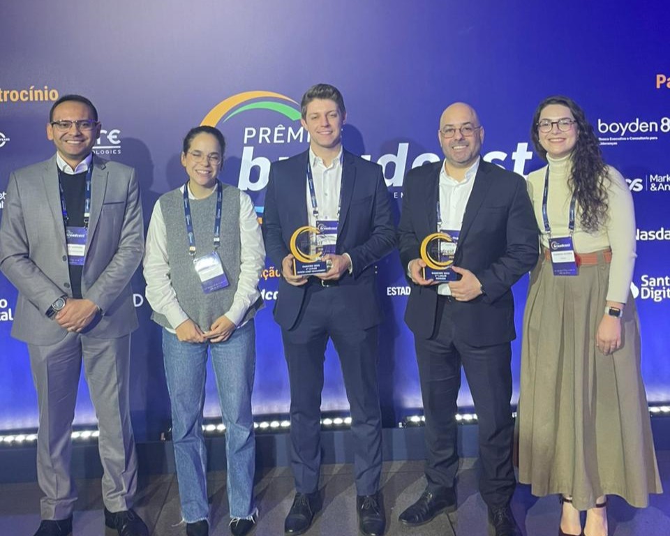 Sicredi e Sicredi Asset ficam entre os primeiros colocados  no Prêmio Broadcast Projeções Top Geral