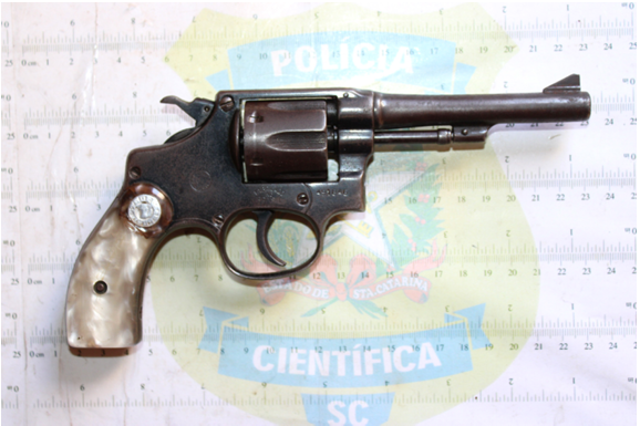Justiça condena homem por porte ilegal de arma, resistência e posse de munições em Irani