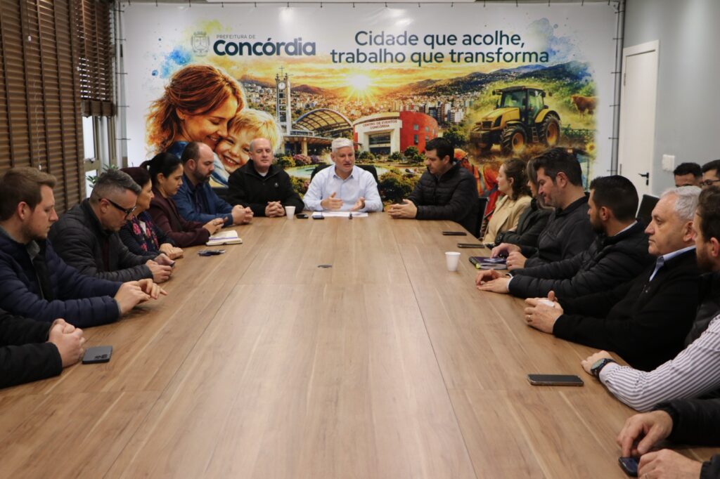 Nova empresa assume obras das ruas do Poente do Sol I e II