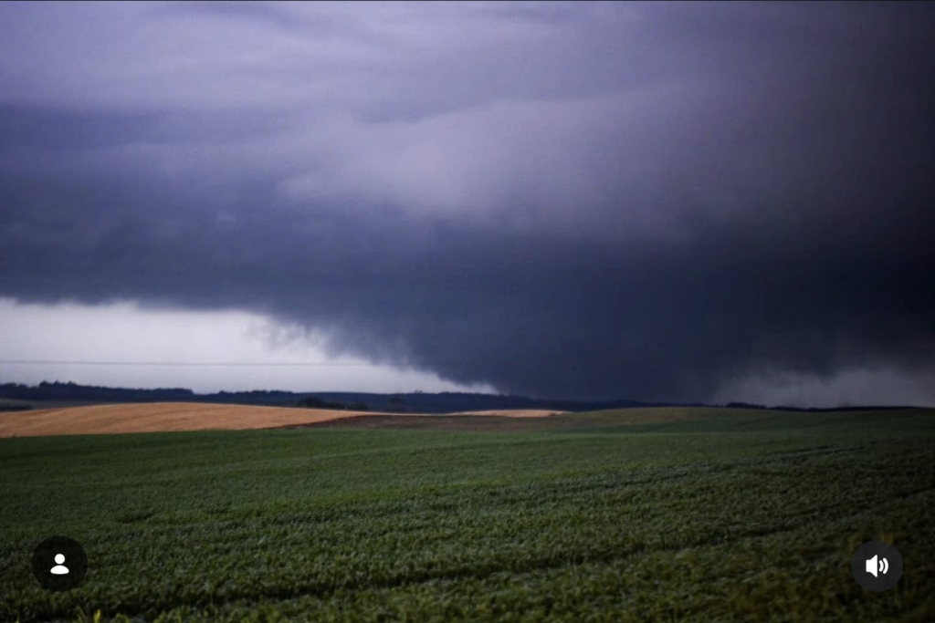 Defesa Civil avalia ocorrência de tornado em Campo Erê