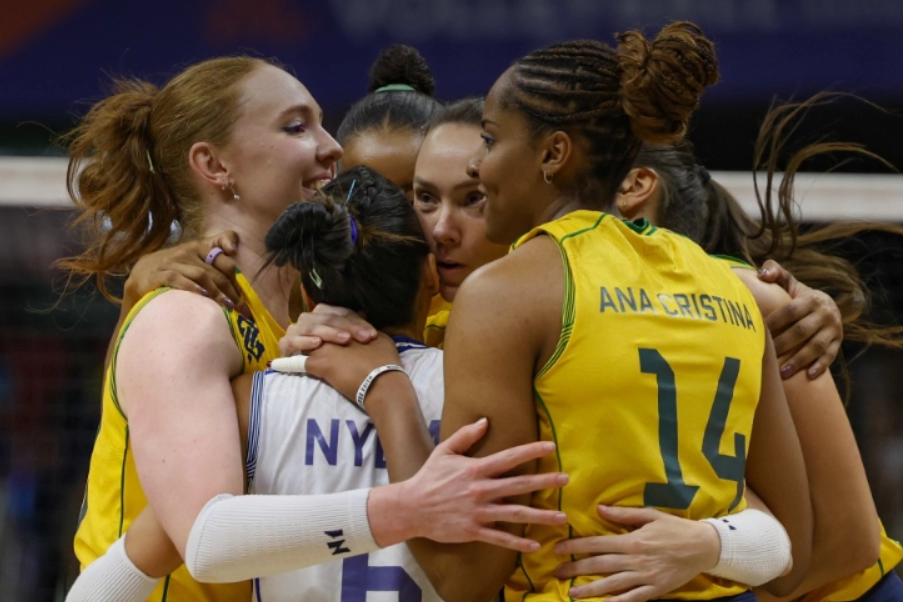 Brasil estreia no Sul-Americano feminino de vôlei em busca de vaga olímpica