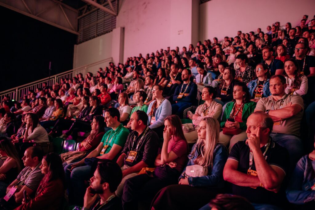 Mais de 170 cidades brasileiras marcarão presença no HJ Conference, conferência de empreendedorismo que acontece em uma semana