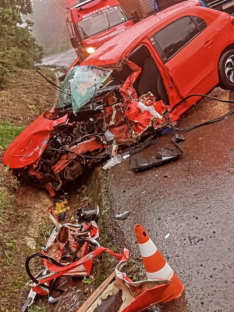 Dois acidentes mobilizaram os Bombeiros Voluntários de Irani na BR-153