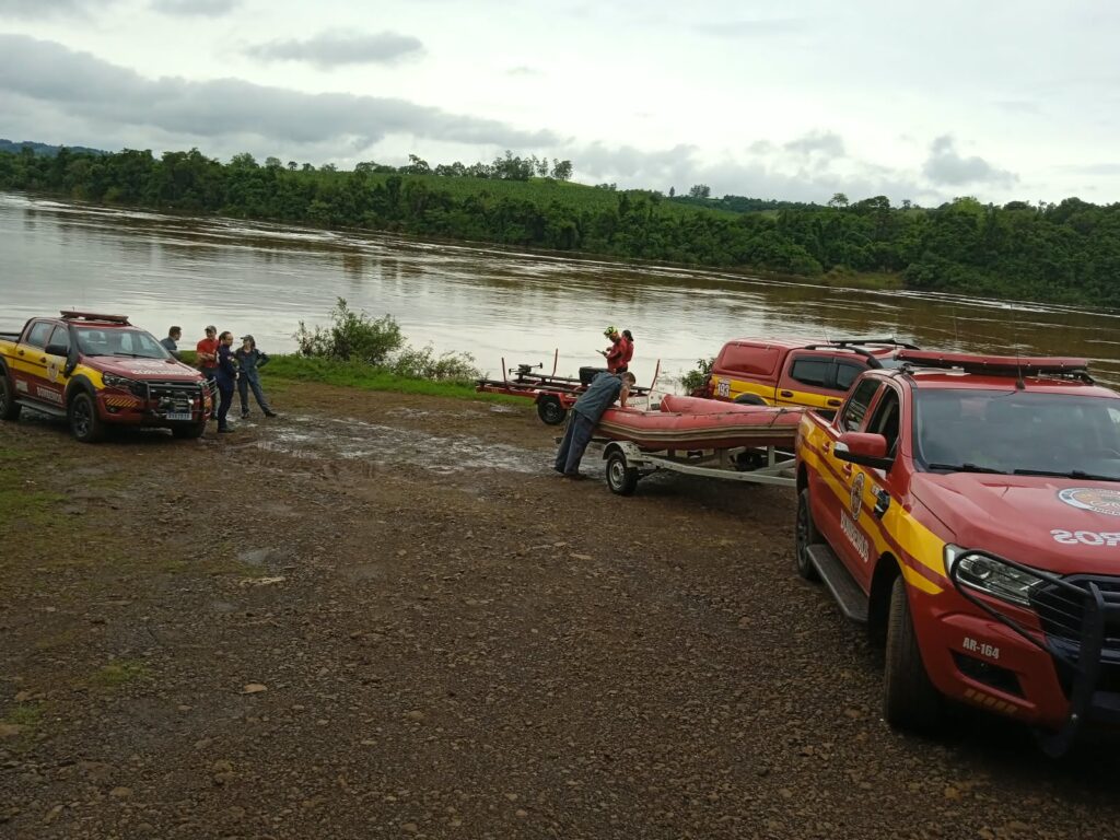 Buscas por menino desaparecido em São Carlos chegam ao terceiro dia