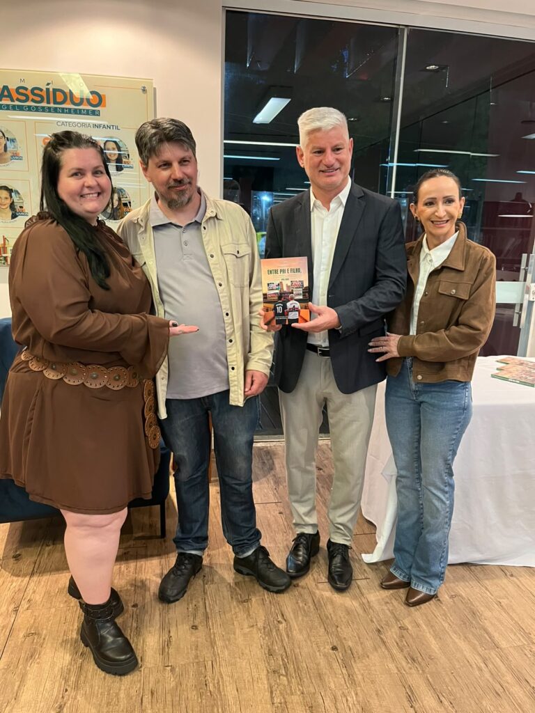 Jefferson Franke lança livro sobre a história do futebol de Concórdia e presta homenagem ao pai